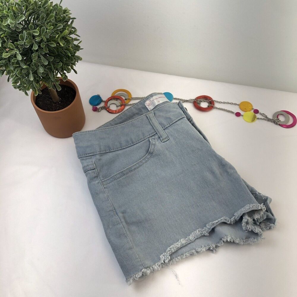 - Distressed Denim Short Shorts size 10 NO Boundaries Junior - Picture 7 of 7